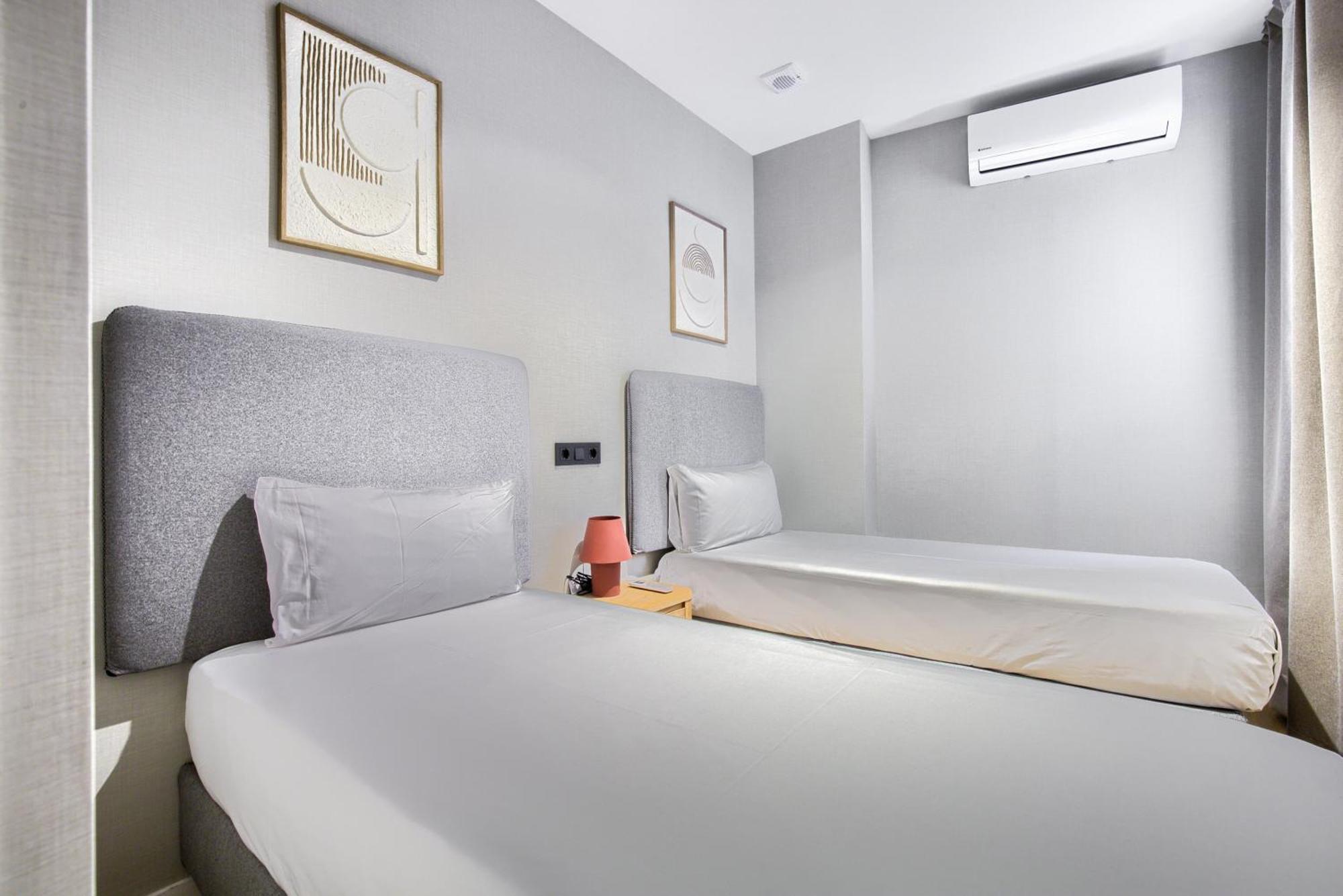 Ferienwohnung Dobo Madrid Justicia Exterior foto