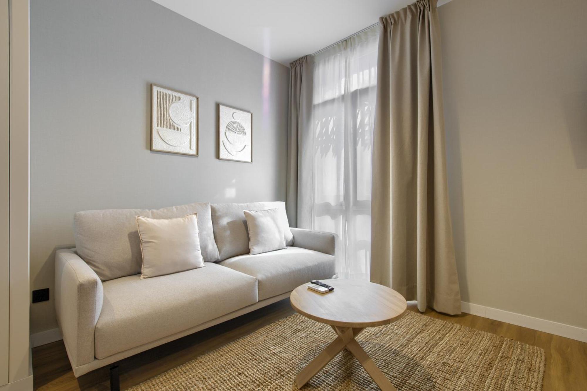 Ferienwohnung Dobo Madrid Justicia Exterior foto