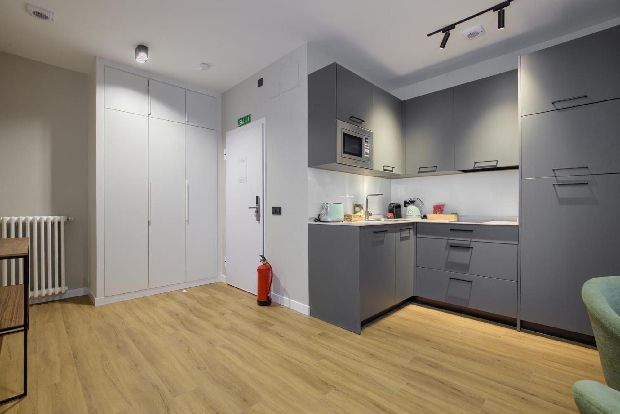 Ferienwohnung Dobo Madrid Justicia Exterior foto