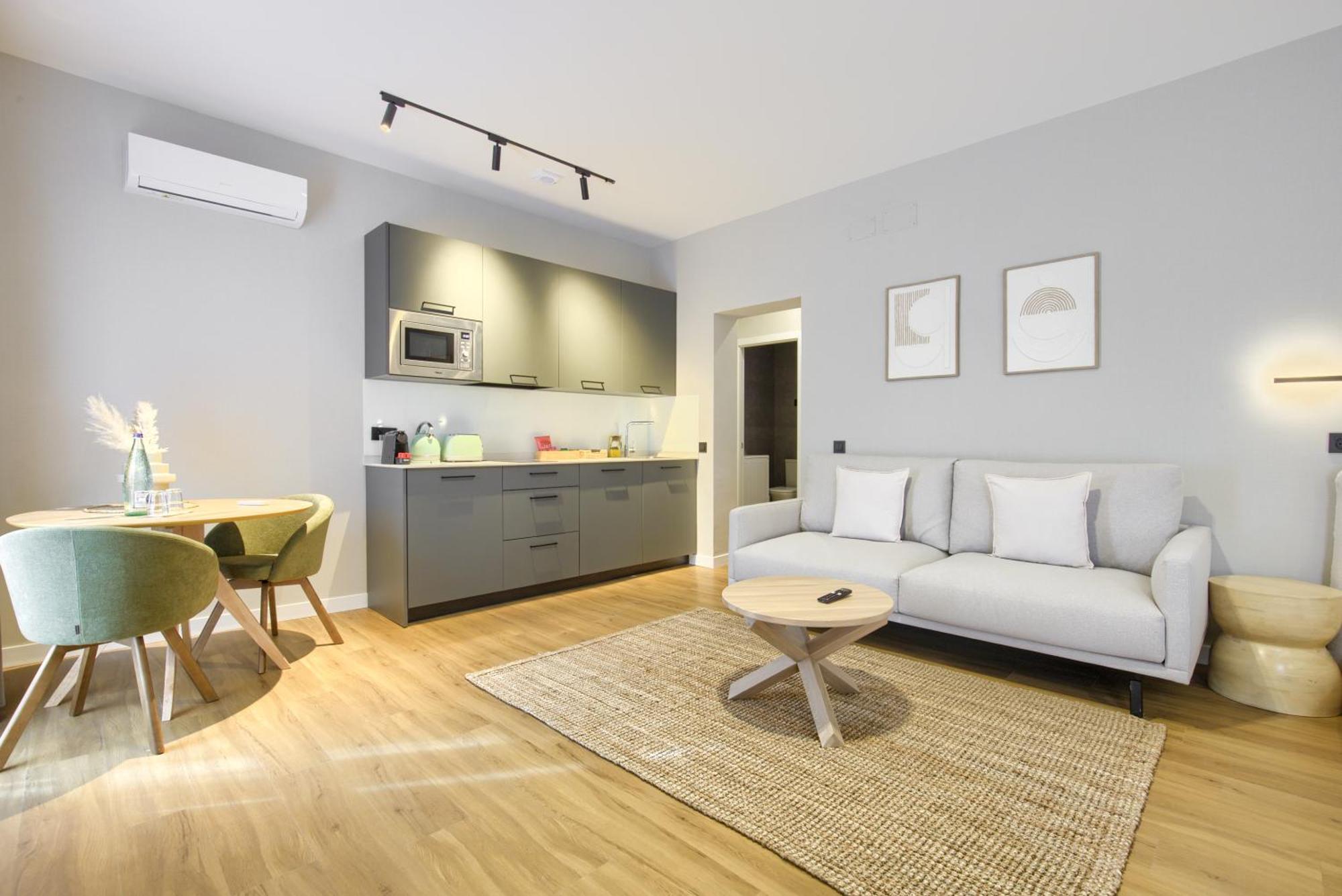 Ferienwohnung Dobo Madrid Justicia Exterior foto
