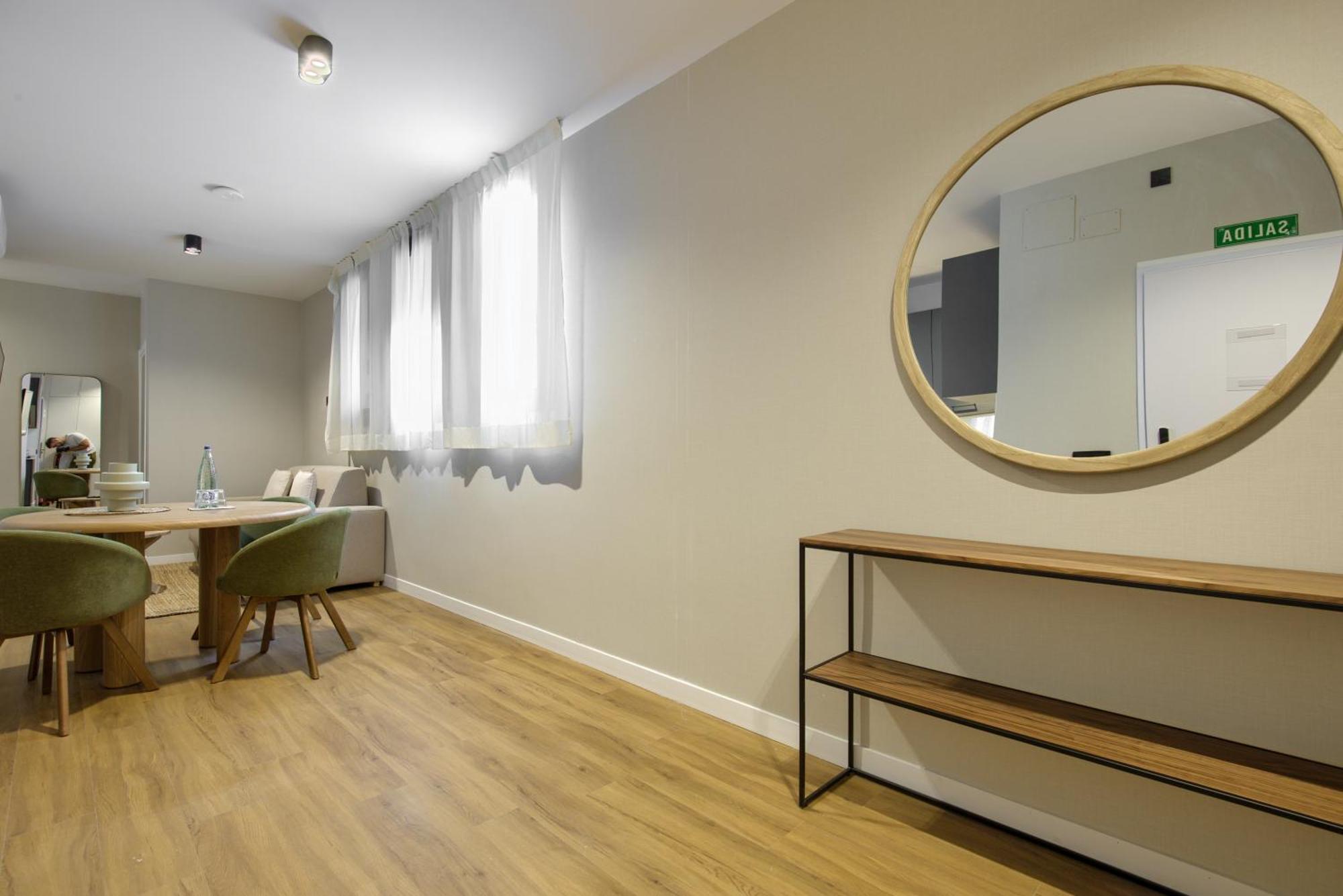 Ferienwohnung Dobo Madrid Justicia Zimmer foto