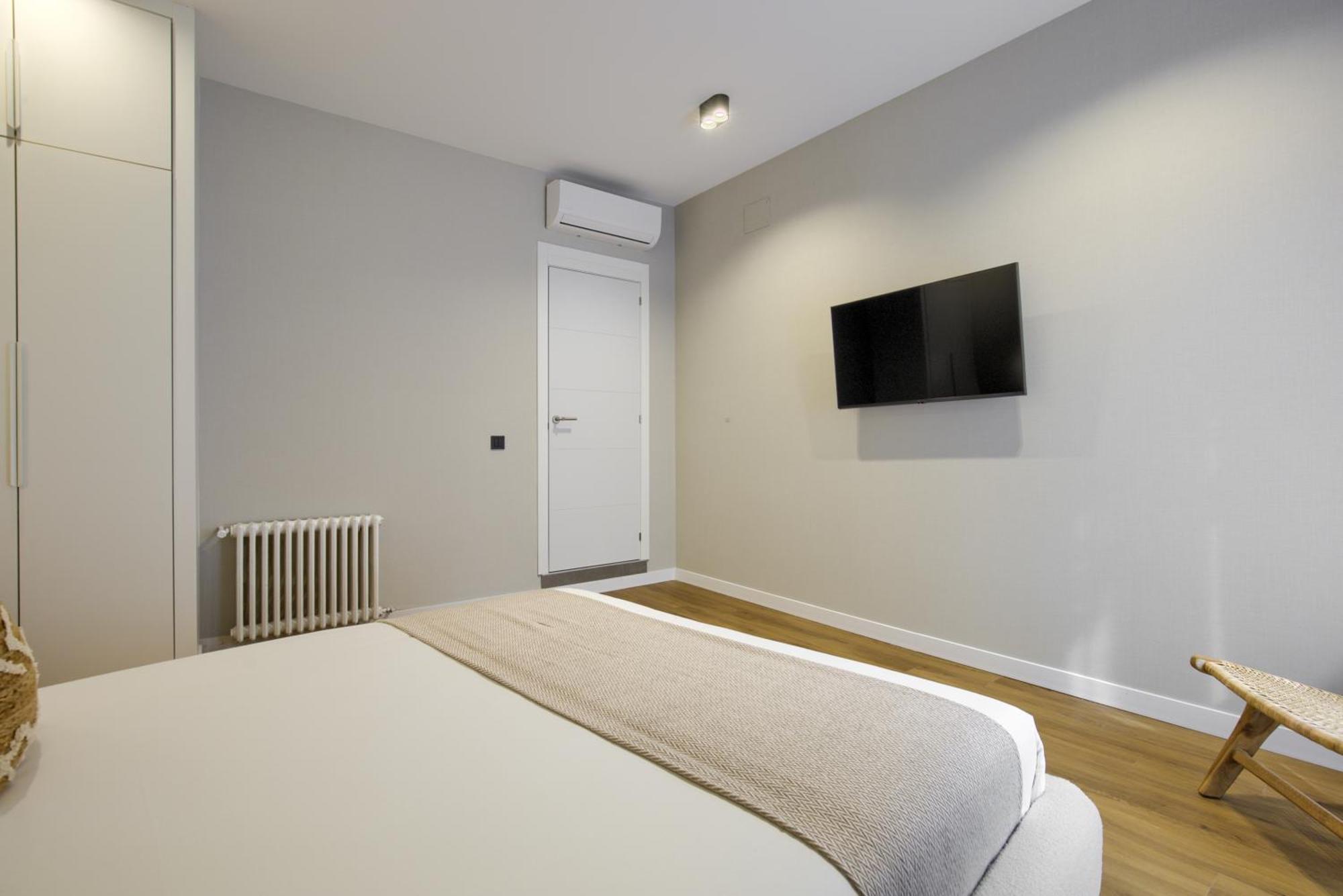 Ferienwohnung Dobo Madrid Justicia Zimmer foto