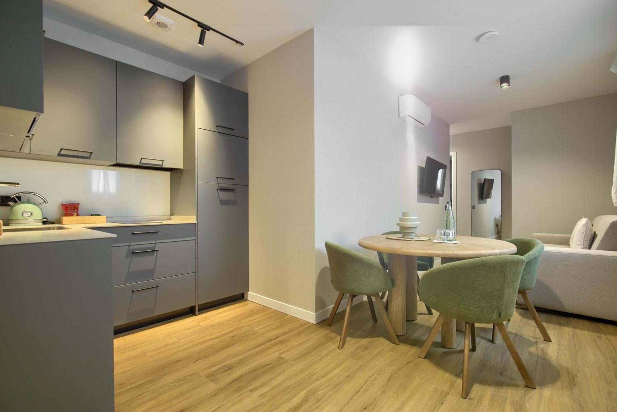 Ferienwohnung Dobo Madrid Justicia Zimmer foto